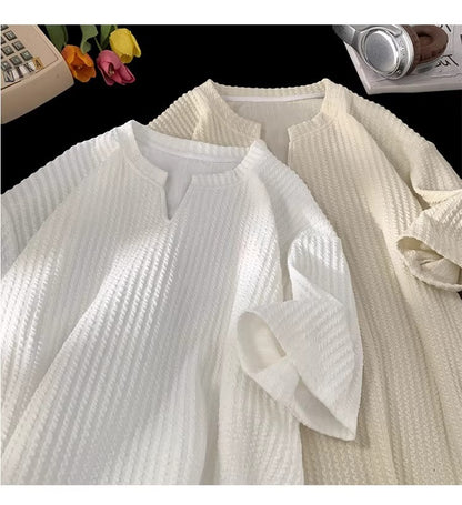 Textured Small V-neck T-shirt